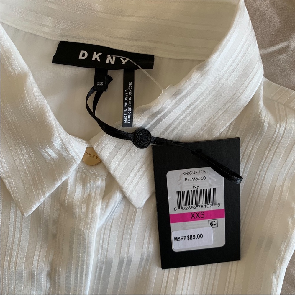 DKNY top - Picture 4 of 5